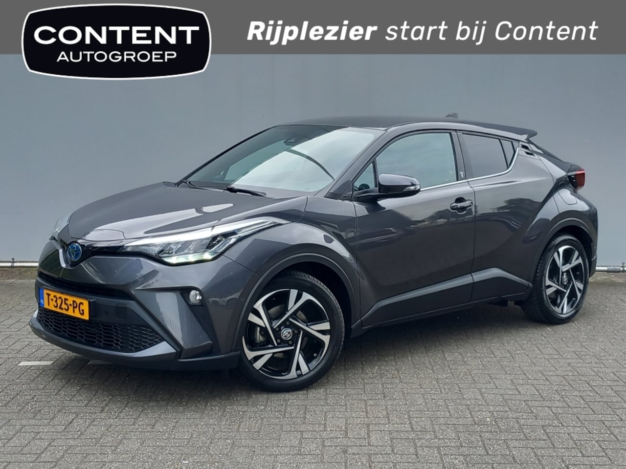 Toyota C-HR - 2.0 Hybrid 184pk CVT Executive edition I Afneembare Trekhaak // All season banden - AutoWereld.nl