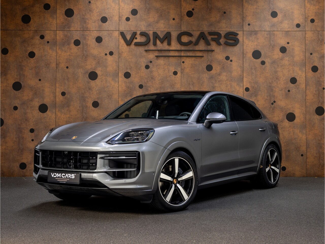 Porsche Cayenne Coupé - 3.0 E-Hybrid | SportDesign | Achterasbesturing | Head-Up Display | InnoDrive | - AutoWereld.nl