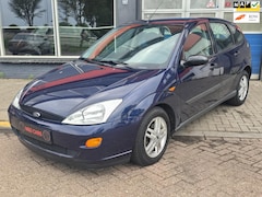 Ford Focus - 1.6-16V Ghia AIRCO/NWE APK/TREKHAAK/ELEK RAMEN/NAP