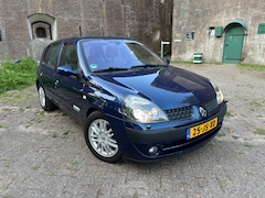 Renault Clio - 1.6-16V Initiale | D-riem vervangen | APK Recent | Uitstekend onderhouden | Xenon | Bluetooth | Climate Con