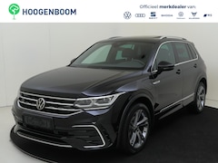 Volkswagen Tiguan - 1.4 TSI eHybrid R-Line Business+ | Panoramadak | Keyless | Parkeerassistent | 360 camera |