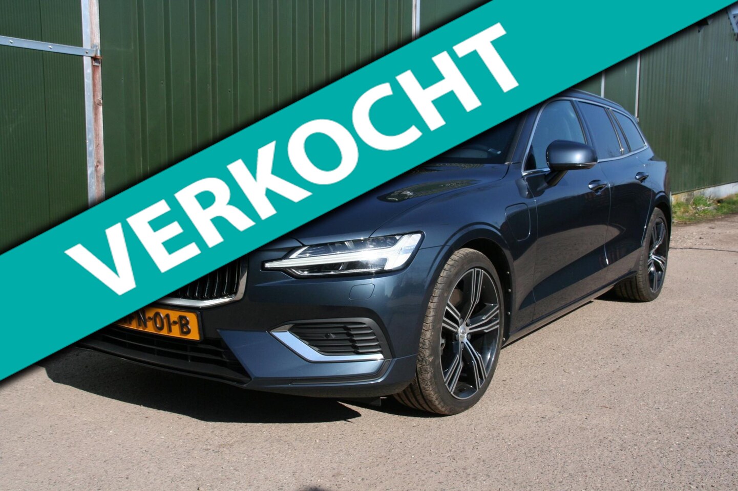 Volvo V60 - 2.0 T8 Twin Engine AWD Inscription 2.0 T8 Twin Engine AWD Inscription, NAVI, PARORAMADAK, LEER, ADAPTIVE CC, CAMERA - AutoWereld.nl