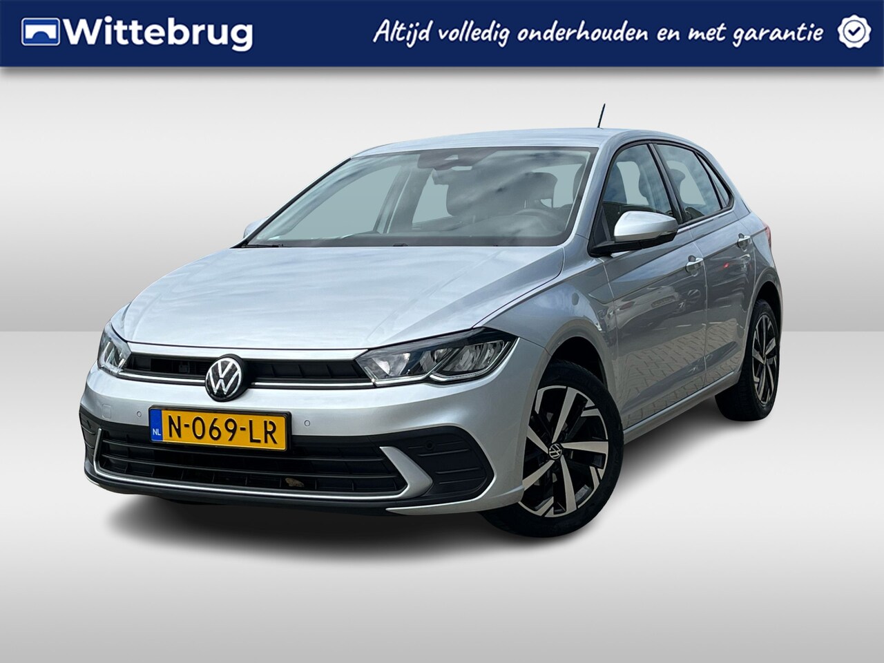 Volkswagen Polo - 1.0 TSI Life / Navigatie / Parkeersensoren V+A / App connect / Lichtmetaal 16 inch / - AutoWereld.nl