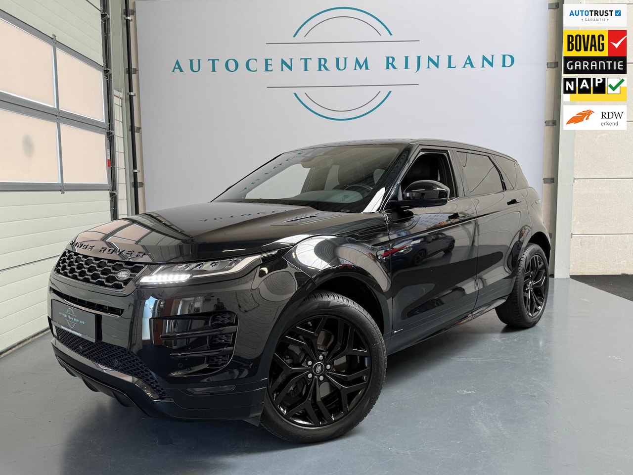 Land Rover Range Rover Evoque - 2.0 P200 AWD R-Dynamic SE 1 JAAR BOVAG GARANTIE Panorama dak - AutoWereld.nl