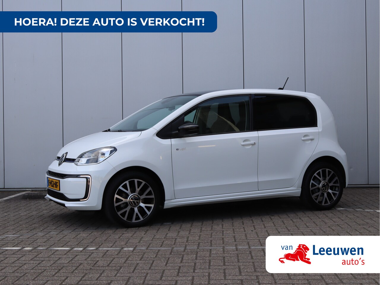 Volkswagen e-Up! - Style | Parkeercamera | Stoelverwarming | DAB | Navi by app - AutoWereld.nl