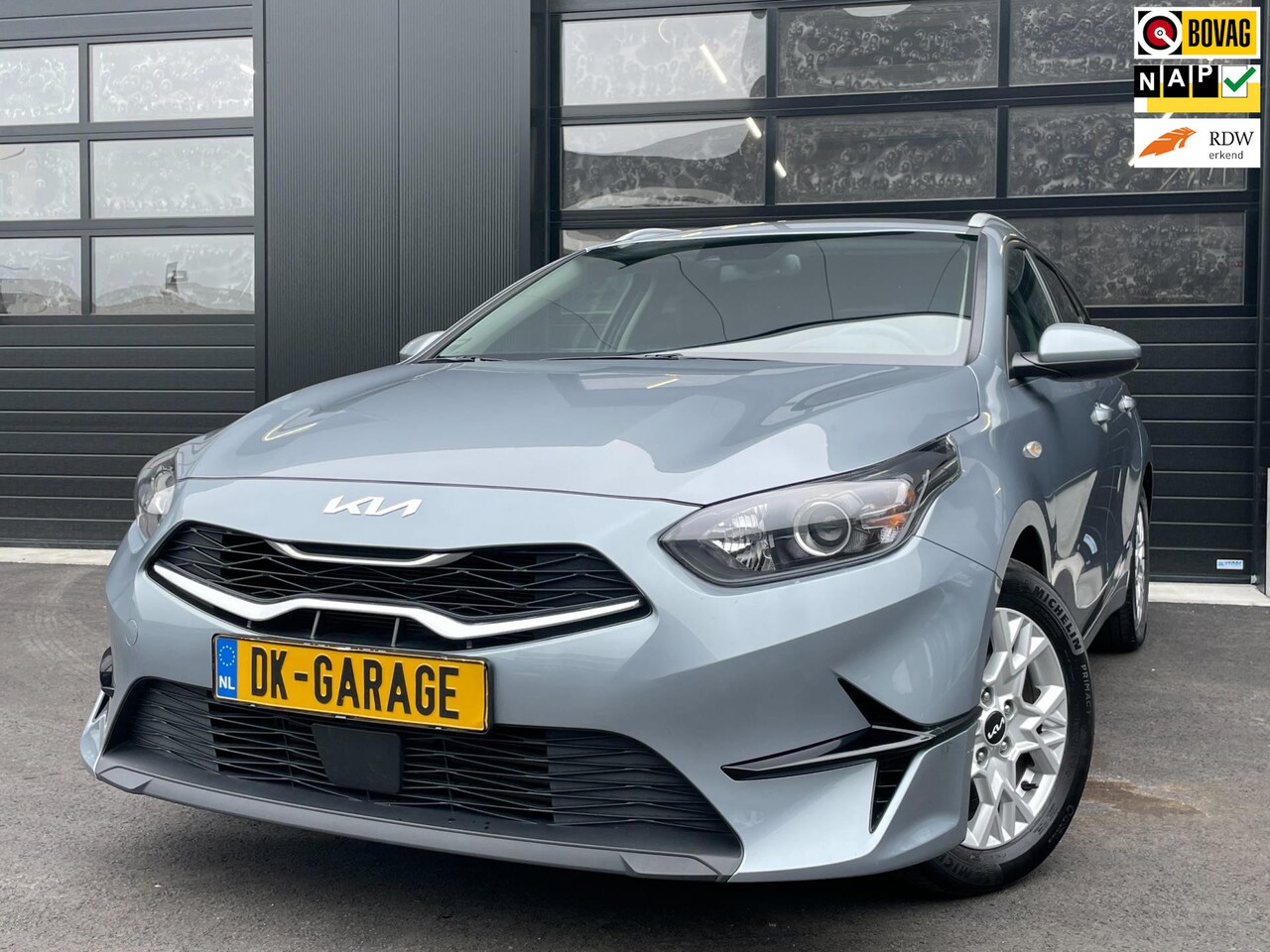 Kia Cee'd Sportswagon - Ceed 1.0 T-GDi DynamicLine|CARPLAY|STOEL-,STUURVERW|CAMERA|CRUISE|CLIMATE|1E EIG.|INCL.BTW - AutoWereld.nl