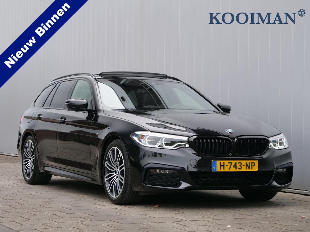 BMW 5-serie Touring - 520i 184pk High Executive Edition Automaat Trekhaak / Panoramadak / Comfortstoel / Navigat - AutoWereld.nl