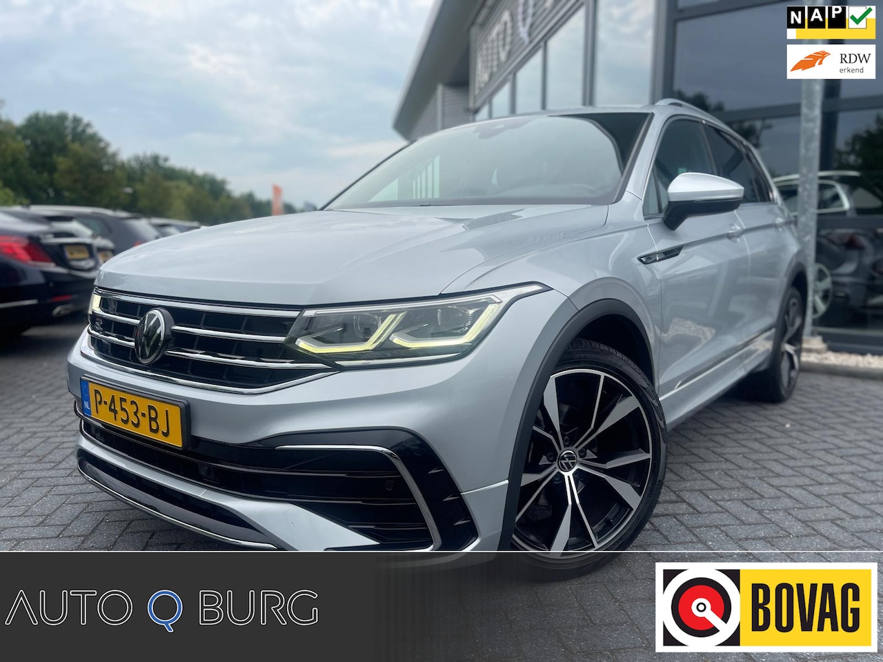 Volkswagen Tiguan - 1.5 TSI R-Line Business+ | Automaat | Navi | PDC | Elektrische kofferklep | DAB | Airco | - AutoWereld.nl