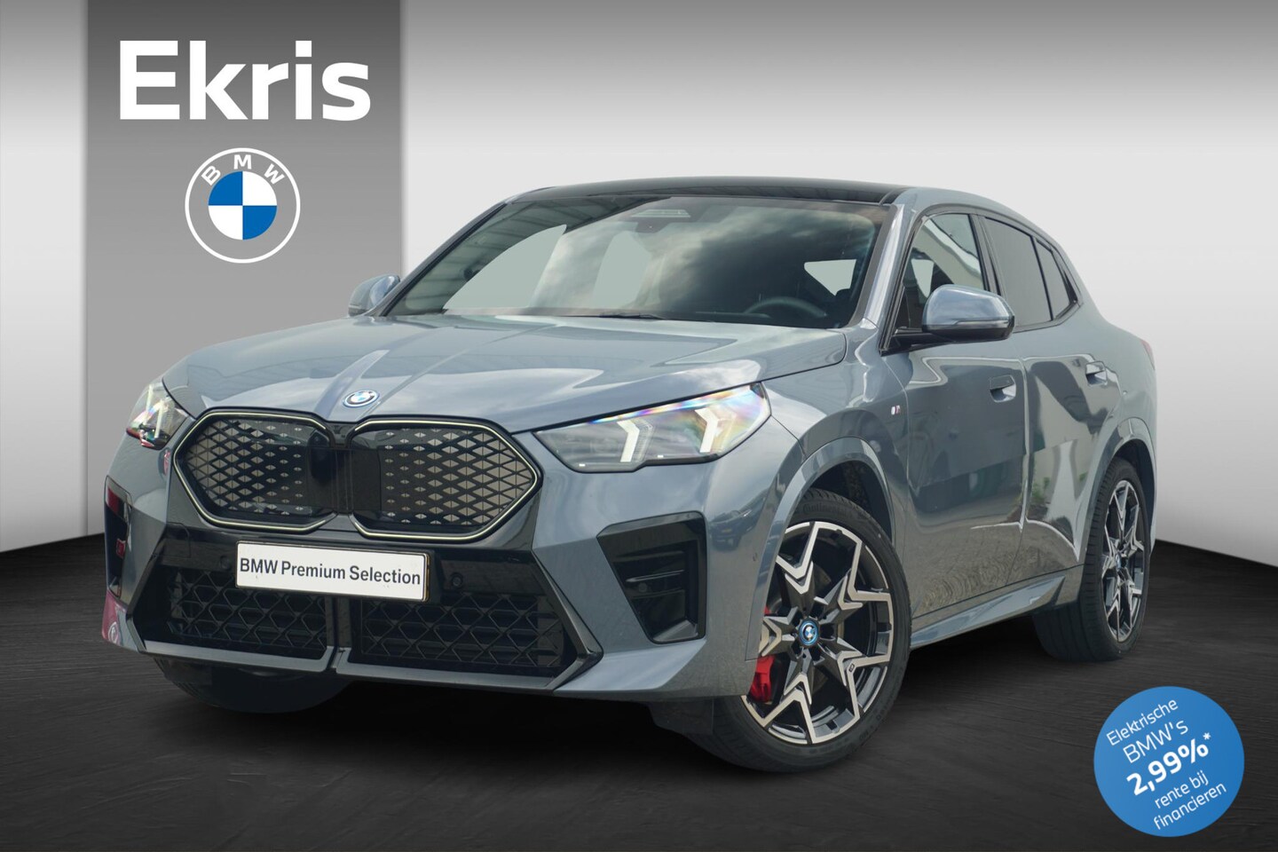 BMW iX2 - eDrive20 M Sportpakket Pro 20'' / Panoramadak / Trekhaak / Head-Up Display / Driving Assis - AutoWereld.nl