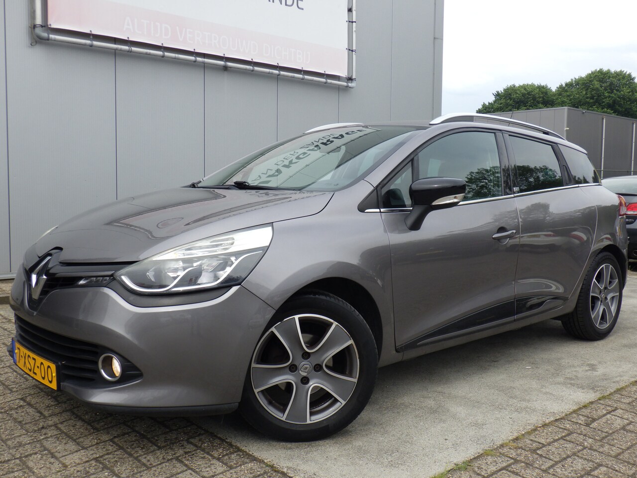 Renault Clio Estate - 0.9 TCe Night&Day R-Link, Cruise, Navi, NAP! - AutoWereld.nl