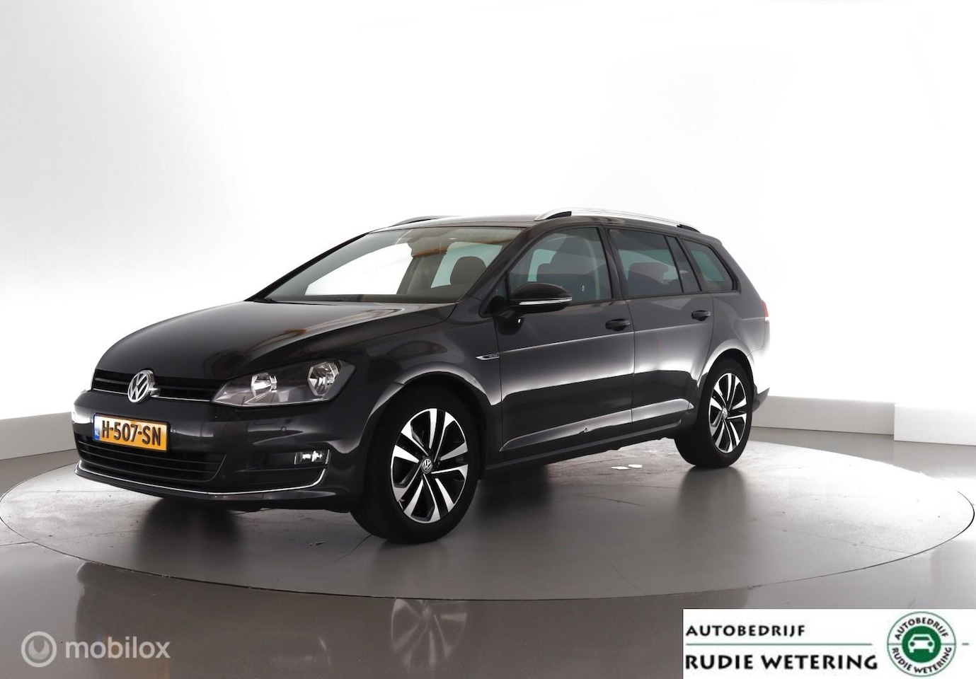 Volkswagen Golf Variant - 1.2 TSI 110PK Connected Series trekhaak|nav|ecc|pdc|lmv17 - AutoWereld.nl