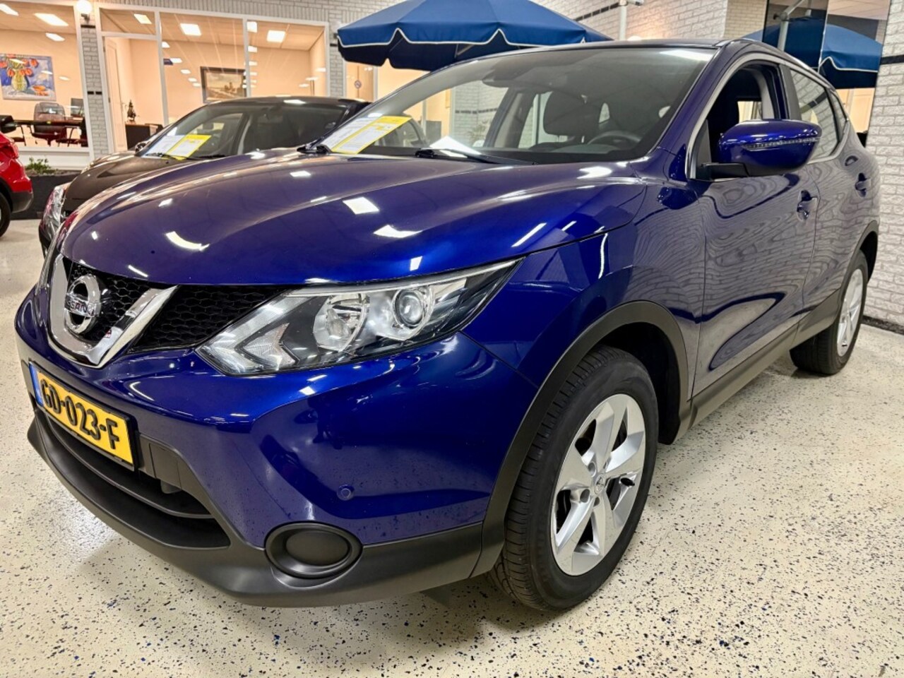 Nissan Qashqai - 1.2 Multimedia USB Trekhaak Airco ECC PDC - AutoWereld.nl