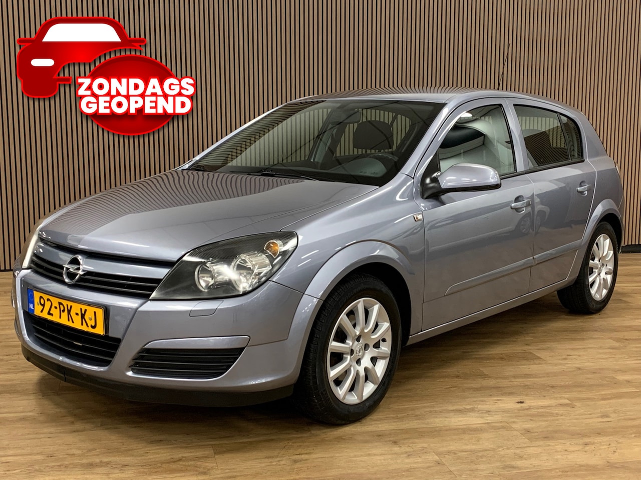 Opel Astra - 1.6 Enjoy|Climate Control| - AutoWereld.nl