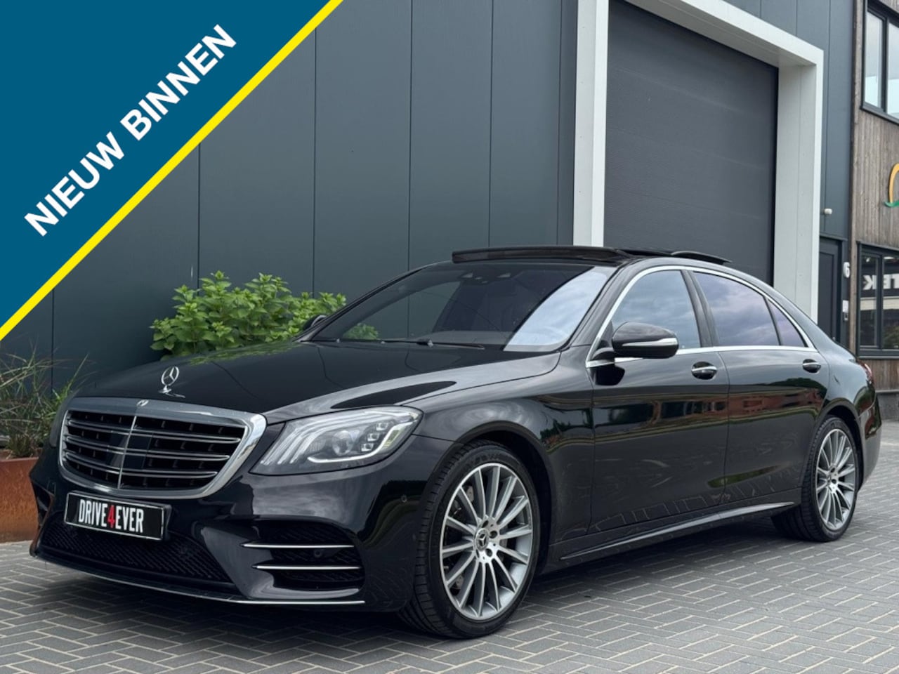 Mercedes-Benz S-klasse - 560 L. Prem.Plus FULL PANO CAMERA NAVI CHAUFFEURSPAKKET MM SEATS - AutoWereld.nl
