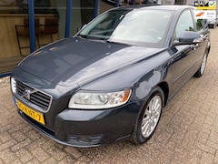 Volvo V50 - 2.0 Sport NL AUTO / LEER / YOUNGTIMER