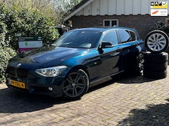 BMW 1-serie - 116i Urban Line 5 drs | RIJKLAAR | TOPSTAAT | NL AUTO | Bi-Xenon | HALF LEDER | 17" LMV |N