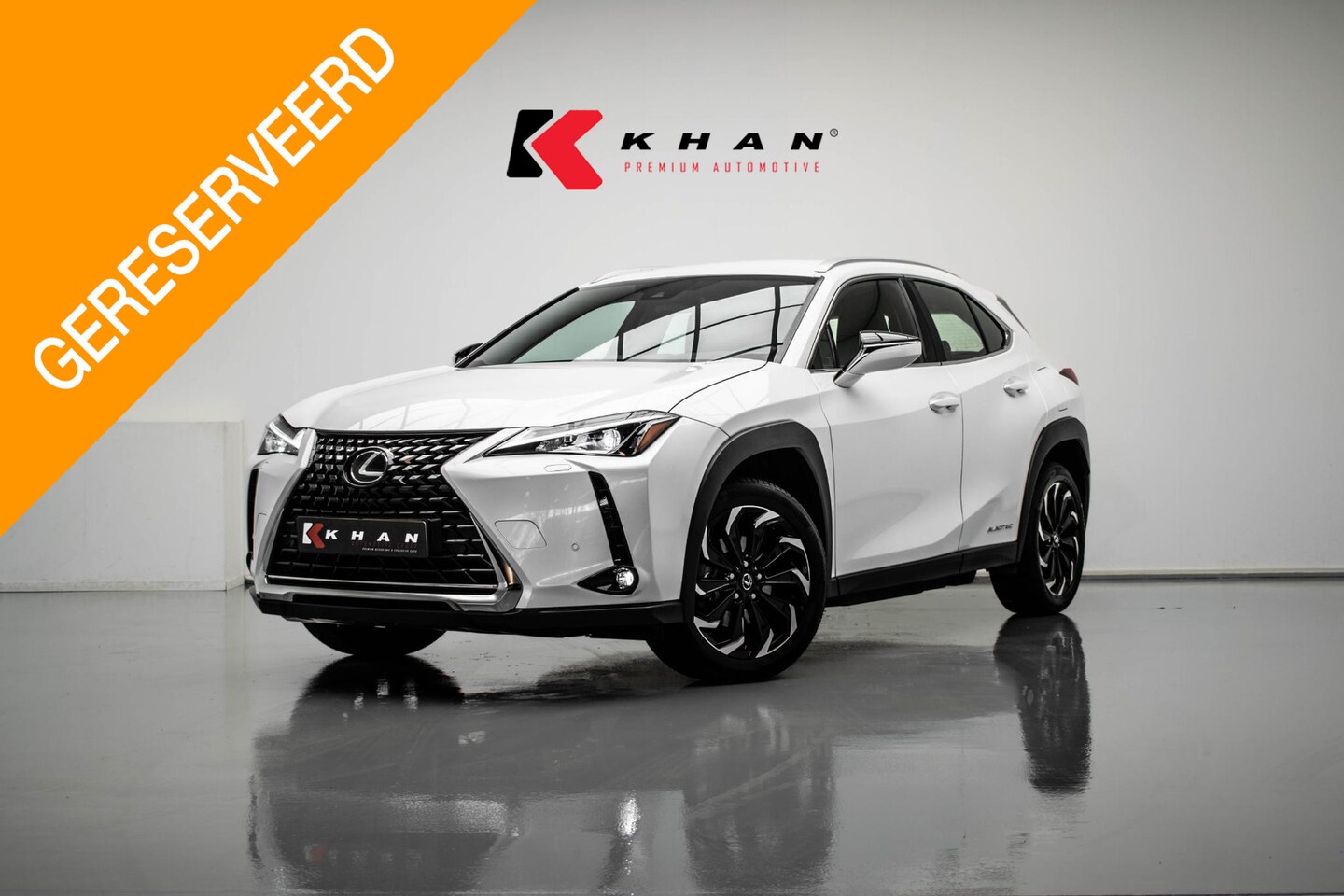 Lexus UX - 300e Luxury 54 kWh |Stoelverkoeling|ACC|Leder|Camera| - AutoWereld.nl