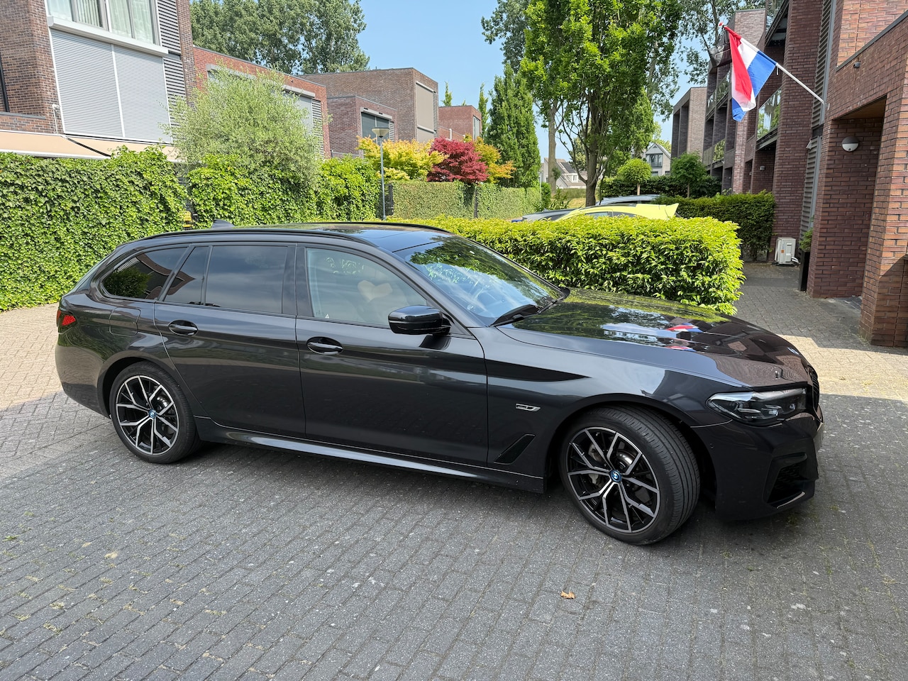 BMW 5-serie Touring - 530e Business Edition Plus - AutoWereld.nl
