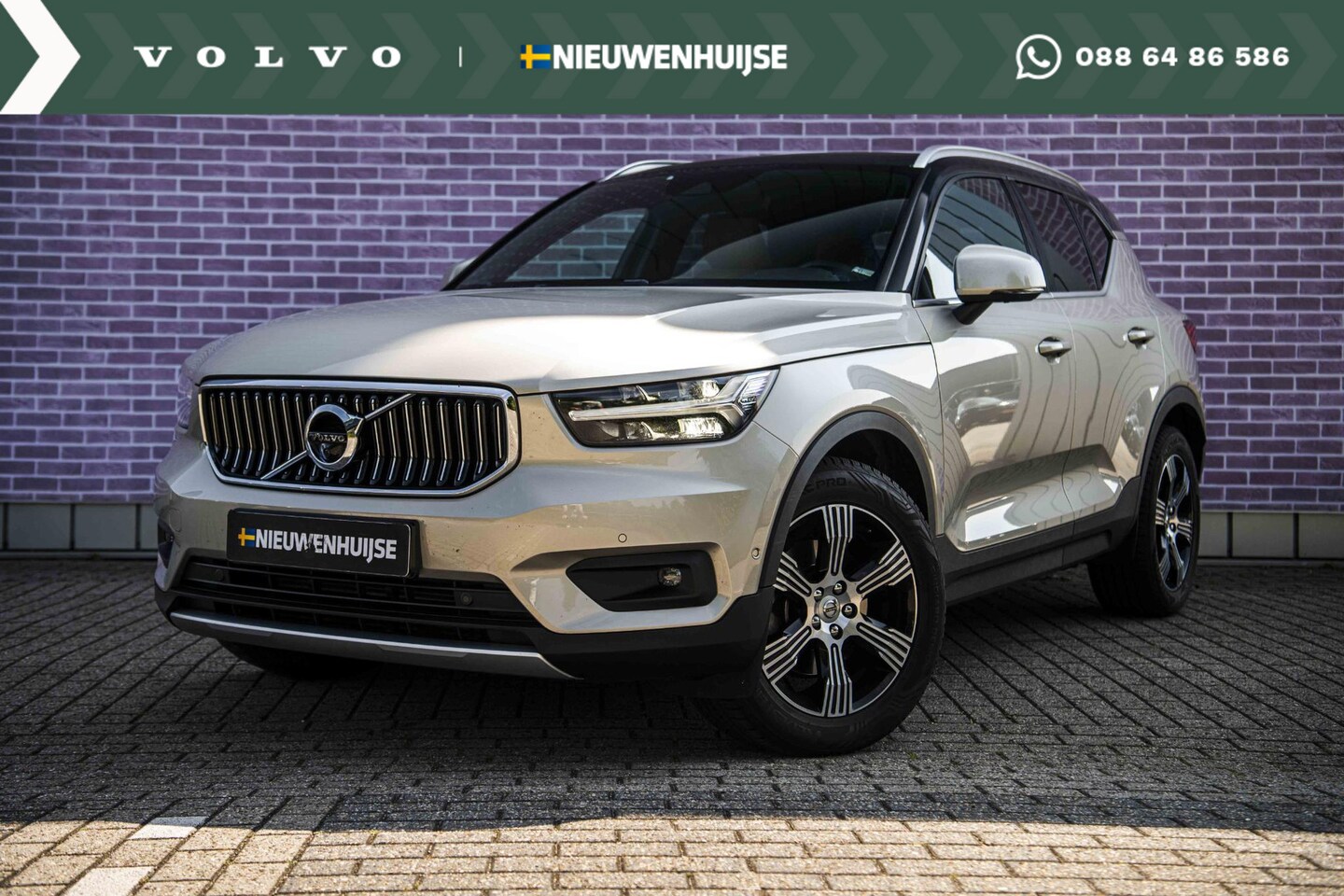 Volvo XC40 - 2.0 D4 AWD Inscription Trekhaak | Verwarmbare Voorstelen | 360 Camera | Lederen Bekleding - AutoWereld.nl