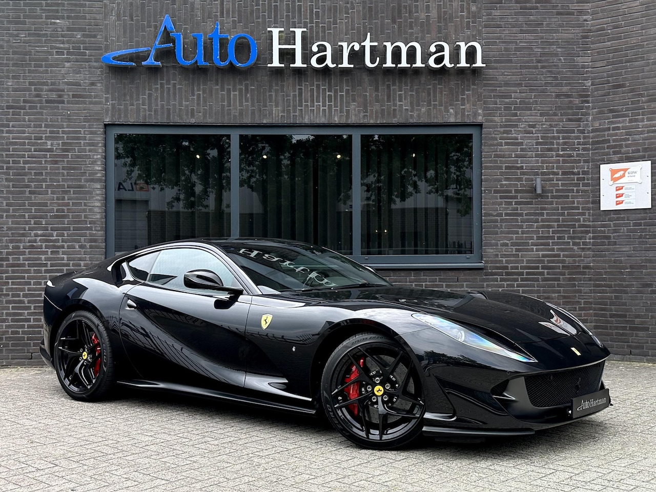 Ferrari 812 Superfast - 6.5 V12 HELE Carbon | Elec. Seats | SF Shield - AutoWereld.nl