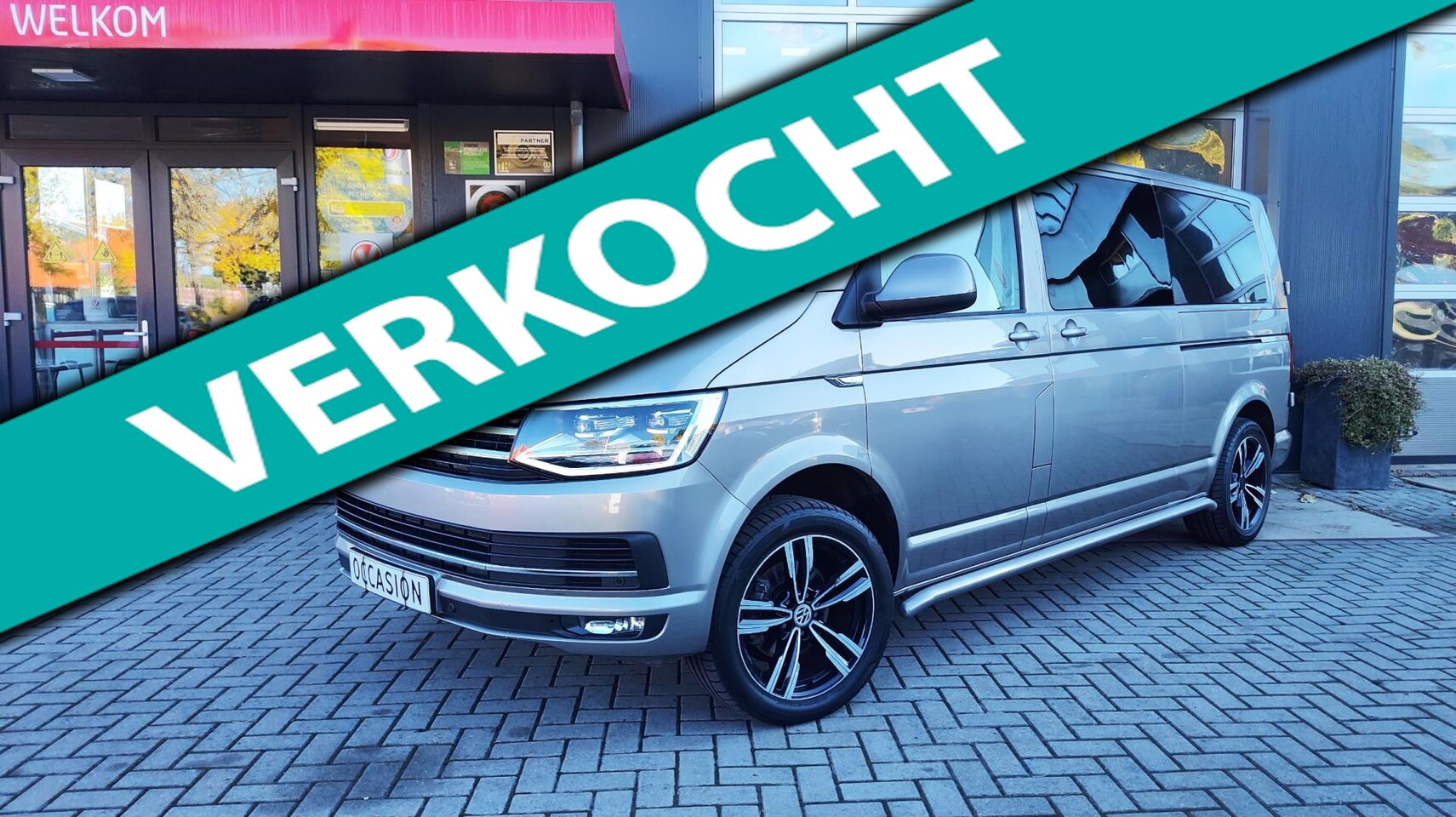 Volkswagen Transporter - 2.0 TDI L2H1 highline. DSG/Cam/LED/Navi - AutoWereld.nl