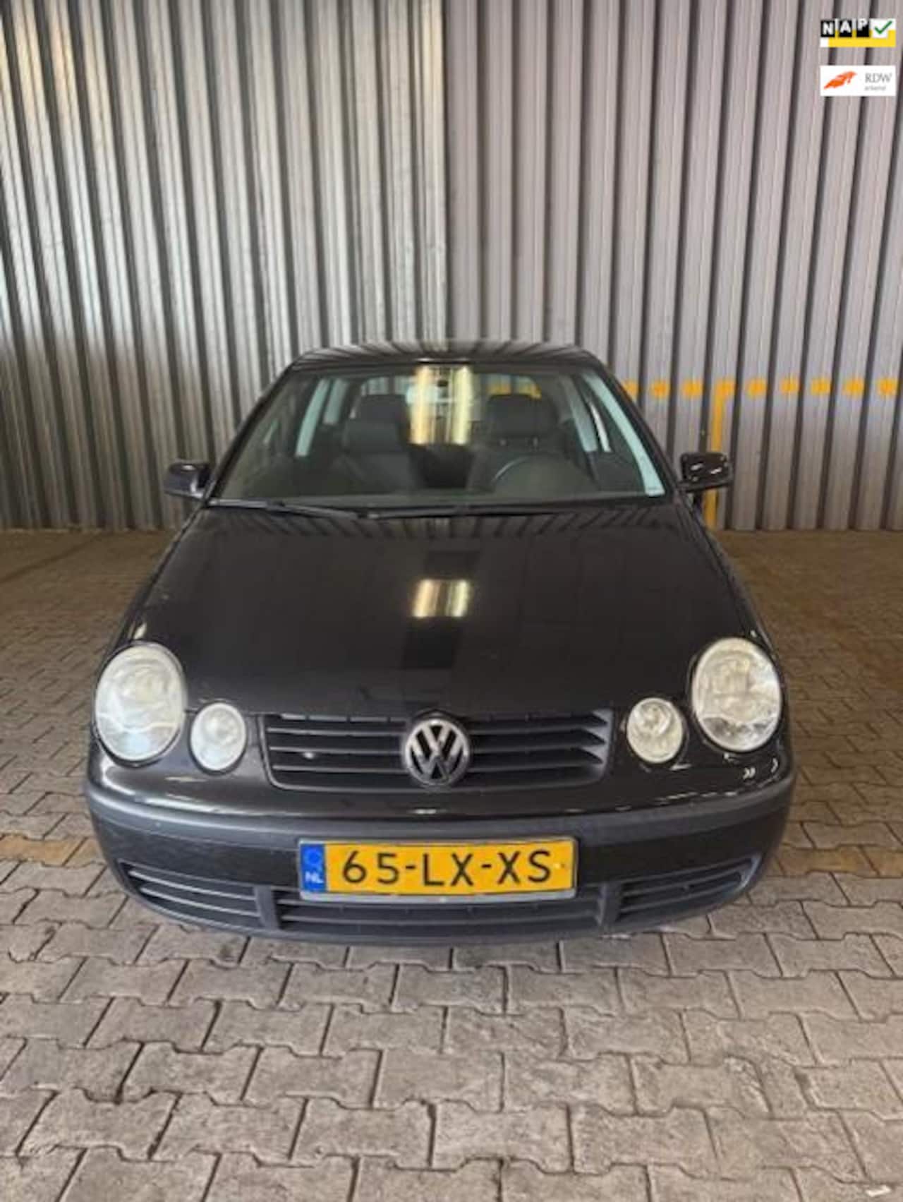 Volkswagen Polo - 1.4-16V Comfortline 1.4-16V Comfortline - AutoWereld.nl
