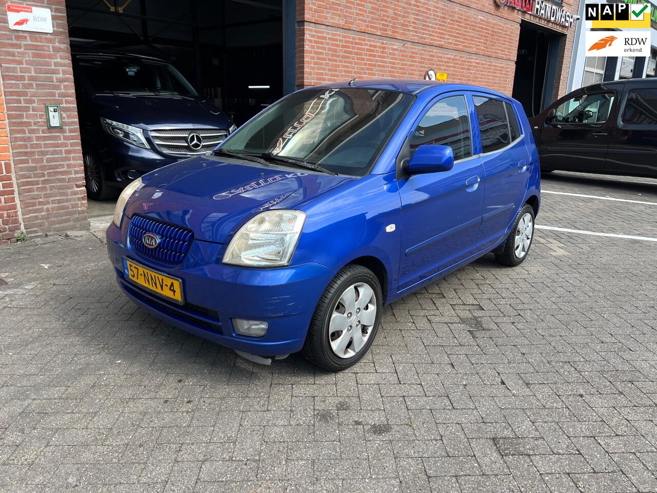 Kia Picanto - 1.1 LX 5 deurs Airco El.pakket Apk t/m 04-2026 - AutoWereld.nl