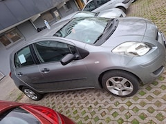 Toyota Yaris - 1.0 VVTi Acces