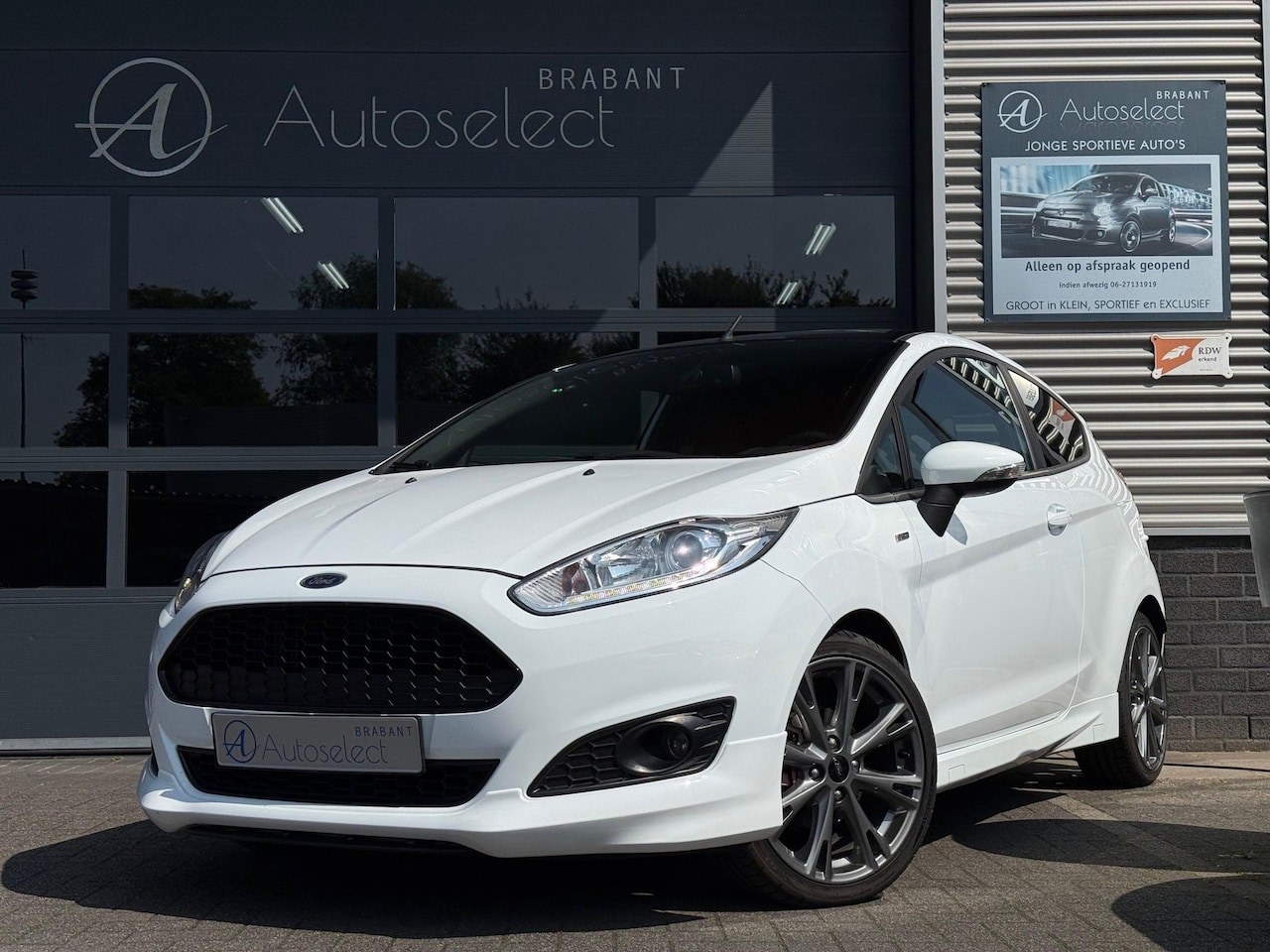Ford Fiesta - 1.0 EcoBoost ST-Line Clima Navi PDC - AutoWereld.nl