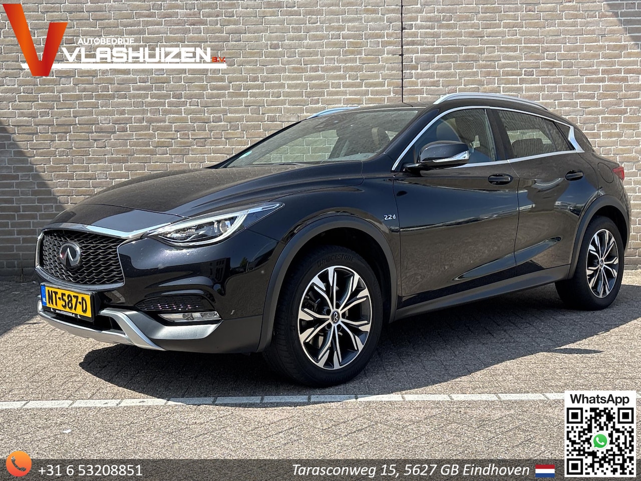 Infiniti QX30 - 2.2d AWD Premium | Leder | Pano | Climate | Cruise | Navi | PDC |  Stoelverwarming | - AutoWereld.nl