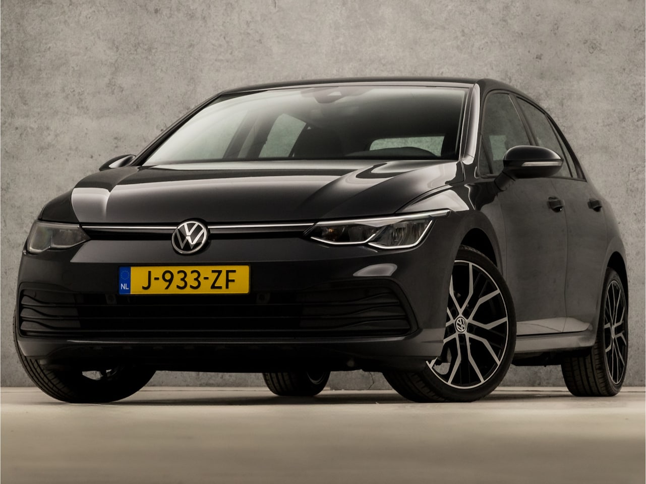 Volkswagen Golf - 1.0 TSI Sport (APPLE CARPLAY, CLIMATE, LED KOPLAMPEN, SPORTSTOELEN, LM VELGEN, LANE ASSIST - AutoWereld.nl