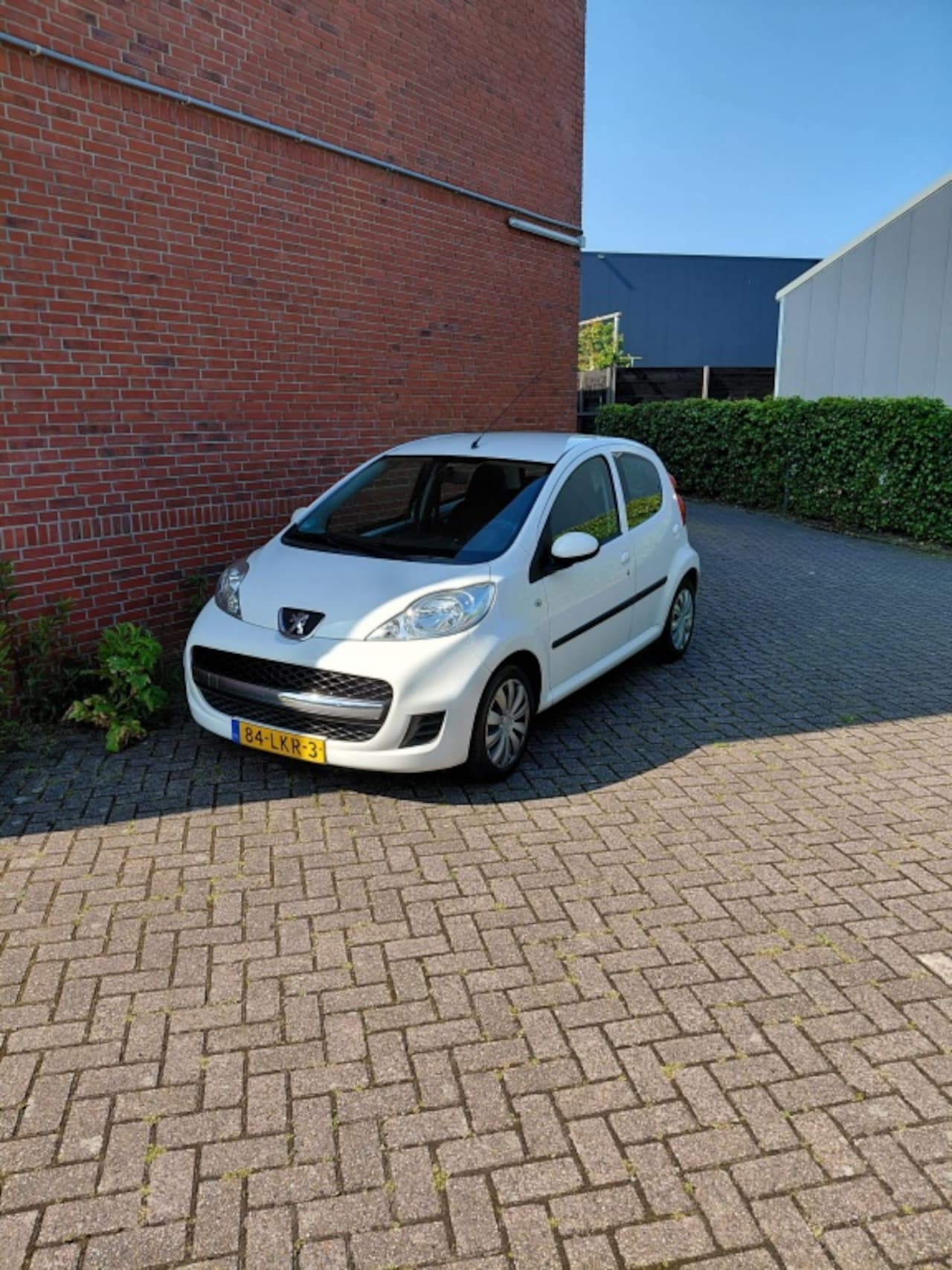 Peugeot 107 - 1.0-12V Urban Move 1.0-12V Urban Move - AutoWereld.nl