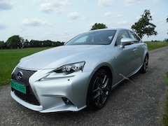 Lexus IS - 300h F Sport Line F-sport