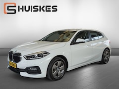 BMW 1-serie - 118i Executive Edition Automaat | Navi | Cruise | Apple Carplay