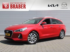 Hyundai i30 Wagon - 1.4 T-GDI Premium | 16" LM | Airco | Cruise | Camera | Navi | Trekhaak | PDC |