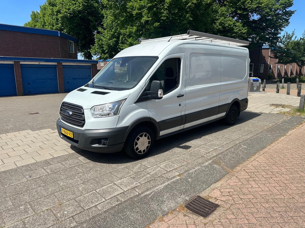 Ford Transit - 310 2.0 TDCI L3H2 Trend Euro 6 3pers Cruise Imperiaal - AutoWereld.nl