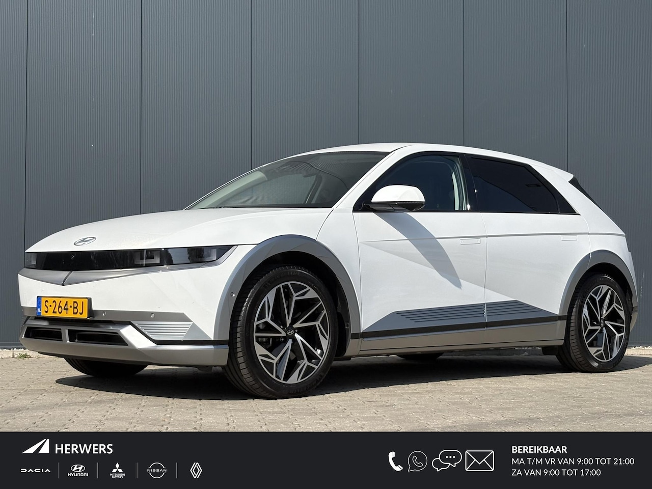 Hyundai IONIQ 5 - Lounge 73kWh / SOH 100% /Lederen bekleding /Navigatiesysteem full map /Voorstoelen verwarm - AutoWereld.nl