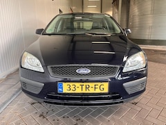 Ford Focus - 1.6-16V Trend