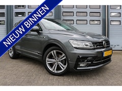 Volkswagen Tiguan - 1.5 TSI ACT Highline Business R Panodak Virtuel cockpit Navi Camera Bj:2020