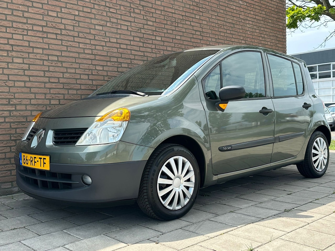 Renault Modus - 1.6-16V Dynamique Luxe 1.6-16V Dynamique Luxe - AutoWereld.nl