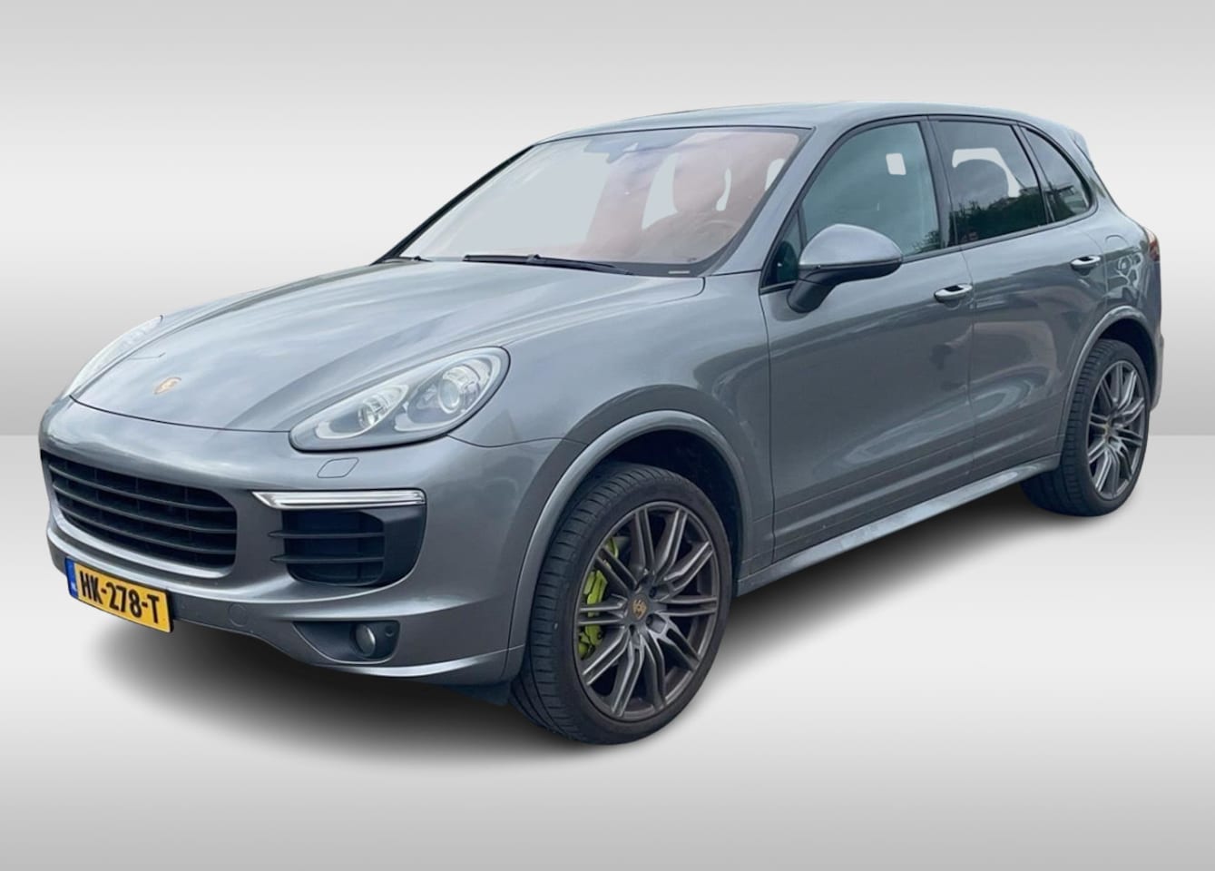 Porsche Cayenne - 3.0 S E-Hybrid / Panoramadak / Camera / 21'' / Luchtvering / Bose / Sportchrono / Keyless - AutoWereld.nl