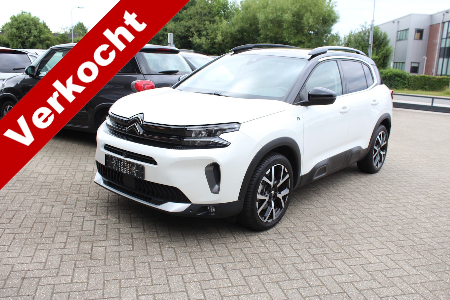 Citroën C5 Aircross - 1.6 Plug-in Hybrid Shine Leder-Schuifdak 12.000 KM - AutoWereld.nl