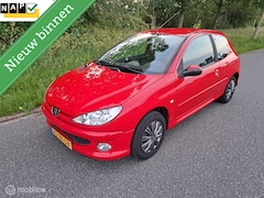 Peugeot 206 - 1.4 Forever # Met Nieuwe APK
