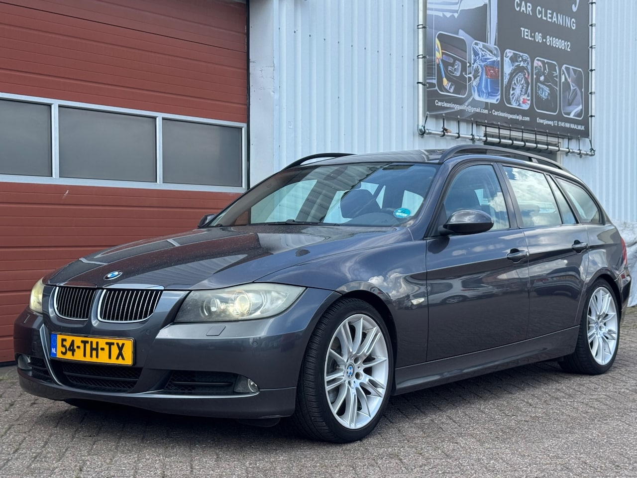 BMW 3-serie Touring - 320i High Executive 320i High Executive - AutoWereld.nl
