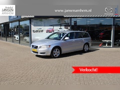 Volvo V50 - 2.0 Sport , Trekhaak, LMV 16 Inch, PDC, Cruise, Navi, Clima, Bluetooth