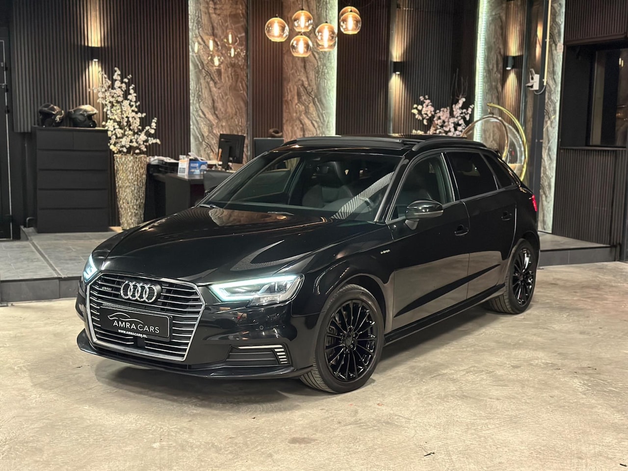 Audi A3 Sportback - 1.4 e-tron 3X S-Line|PANO|KEYLESS|BOMVOL - AutoWereld.nl
