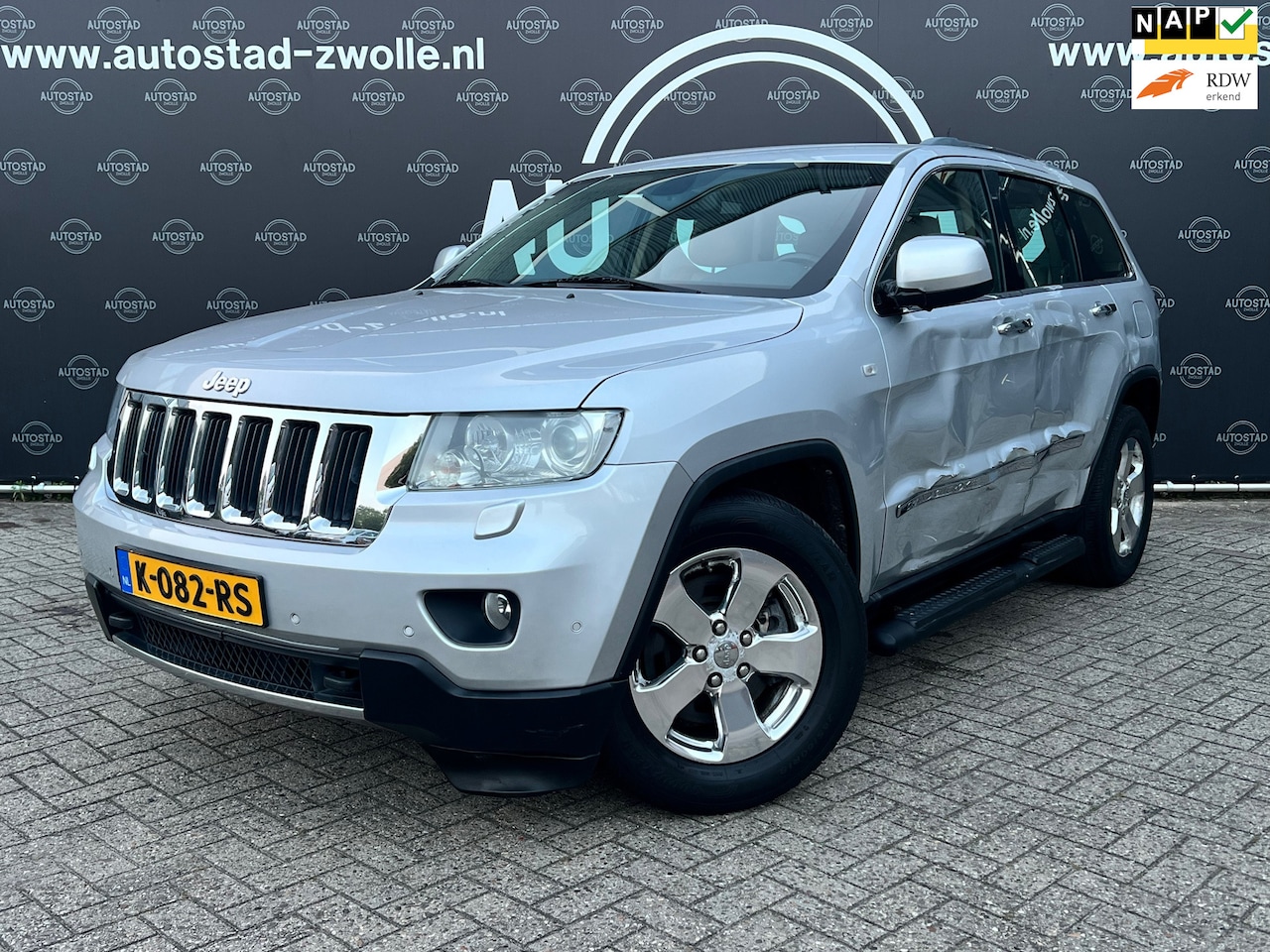 Jeep Grand Cherokee - 3.6 Overland Automaat/NAP/Navi/Airco/Cruis Control/APK - AutoWereld.nl