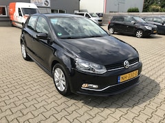 Volkswagen Polo - 1.2 TSI Comfortline Connected Series
