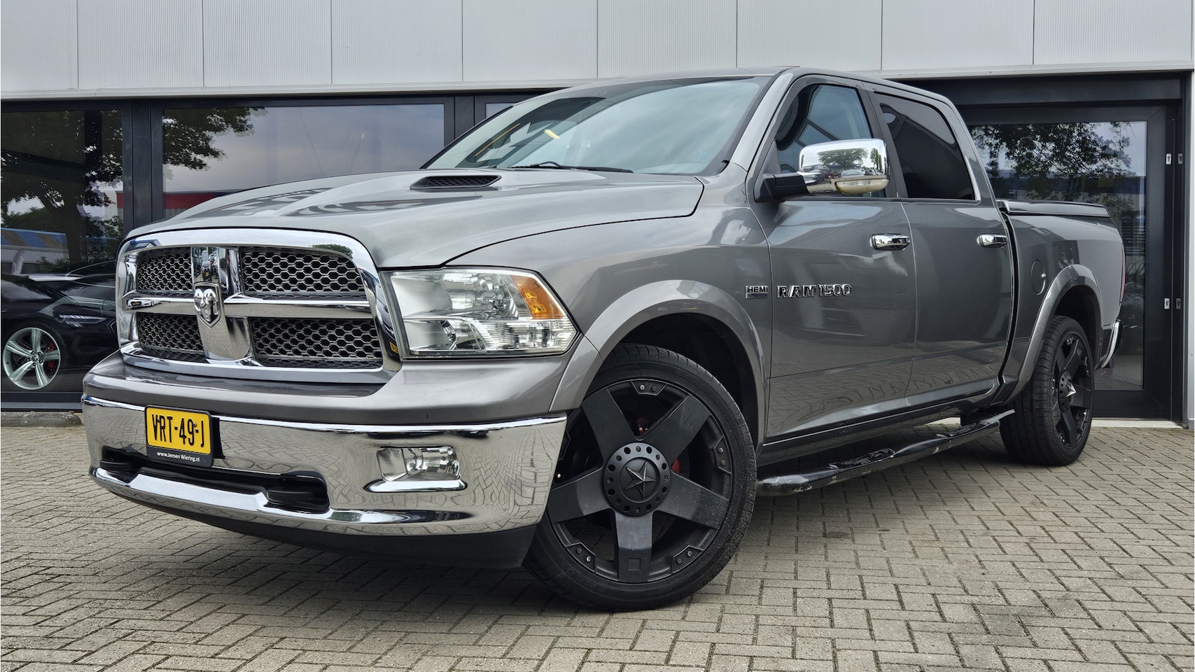 Dodge Ram 1500 - 5.7 V8 4x4 Crew Cab 5'7 Laramie 5.7 V8 4x4 Crew Cab 5'7 Laramie - AutoWereld.nl