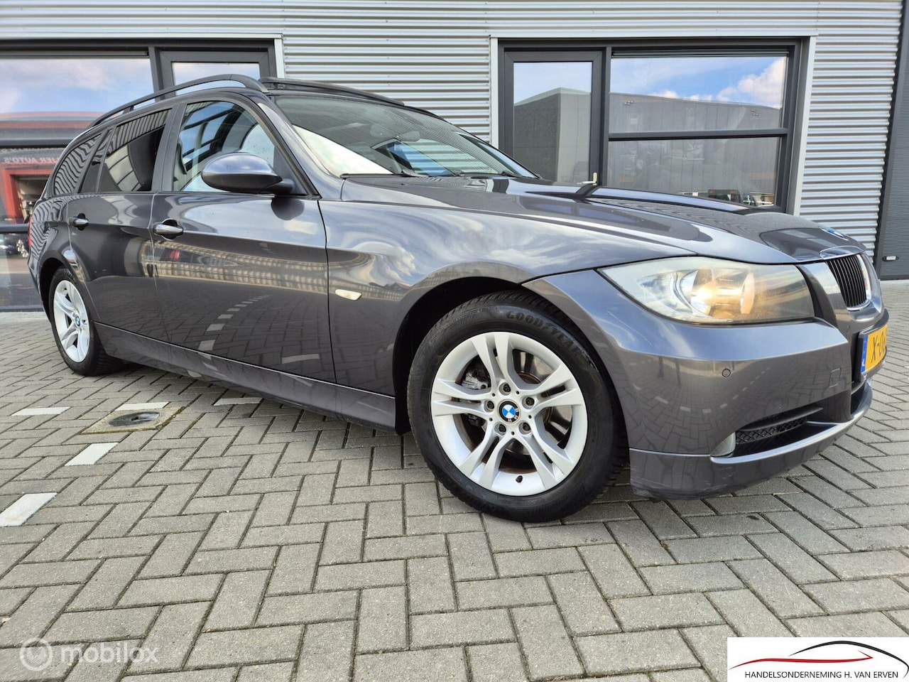 BMW 3-serie Touring - 320i YOUNGTIMER LEDER SCHUIFKANTELDAK - AutoWereld.nl